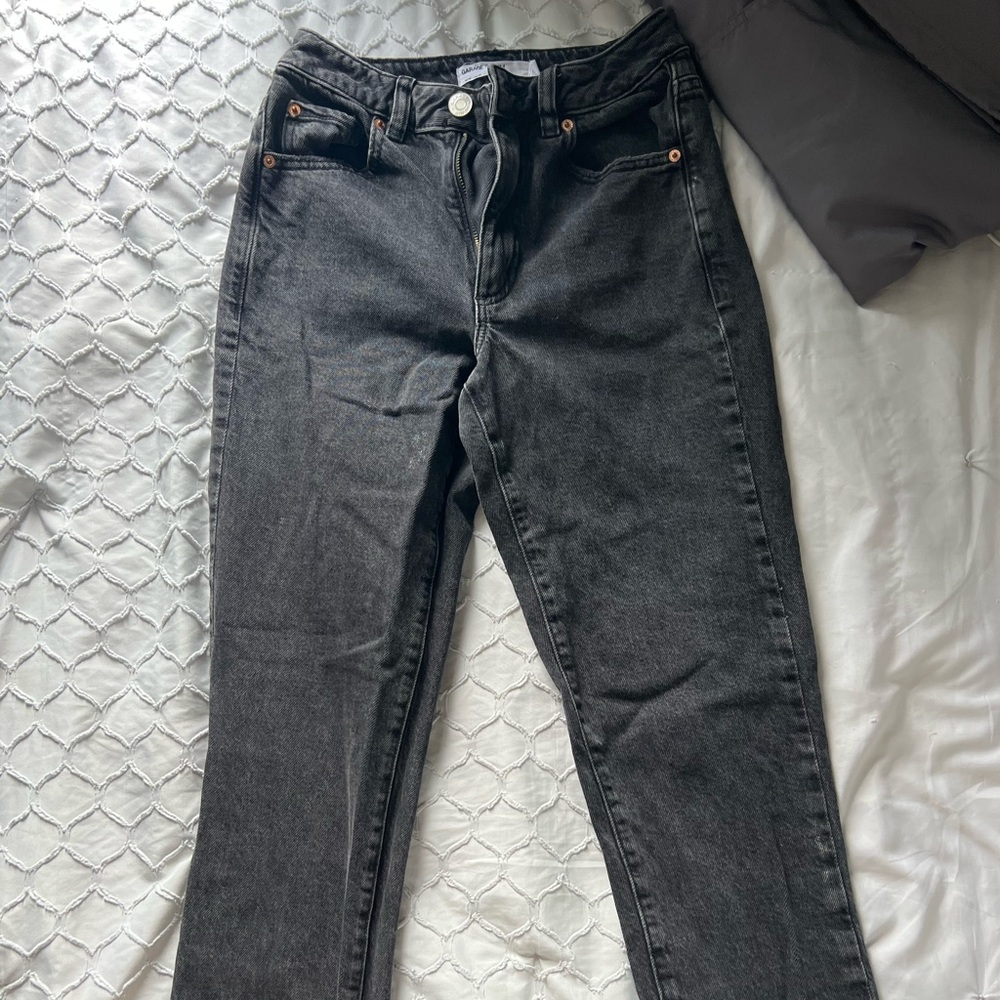 garage mom jeans in black